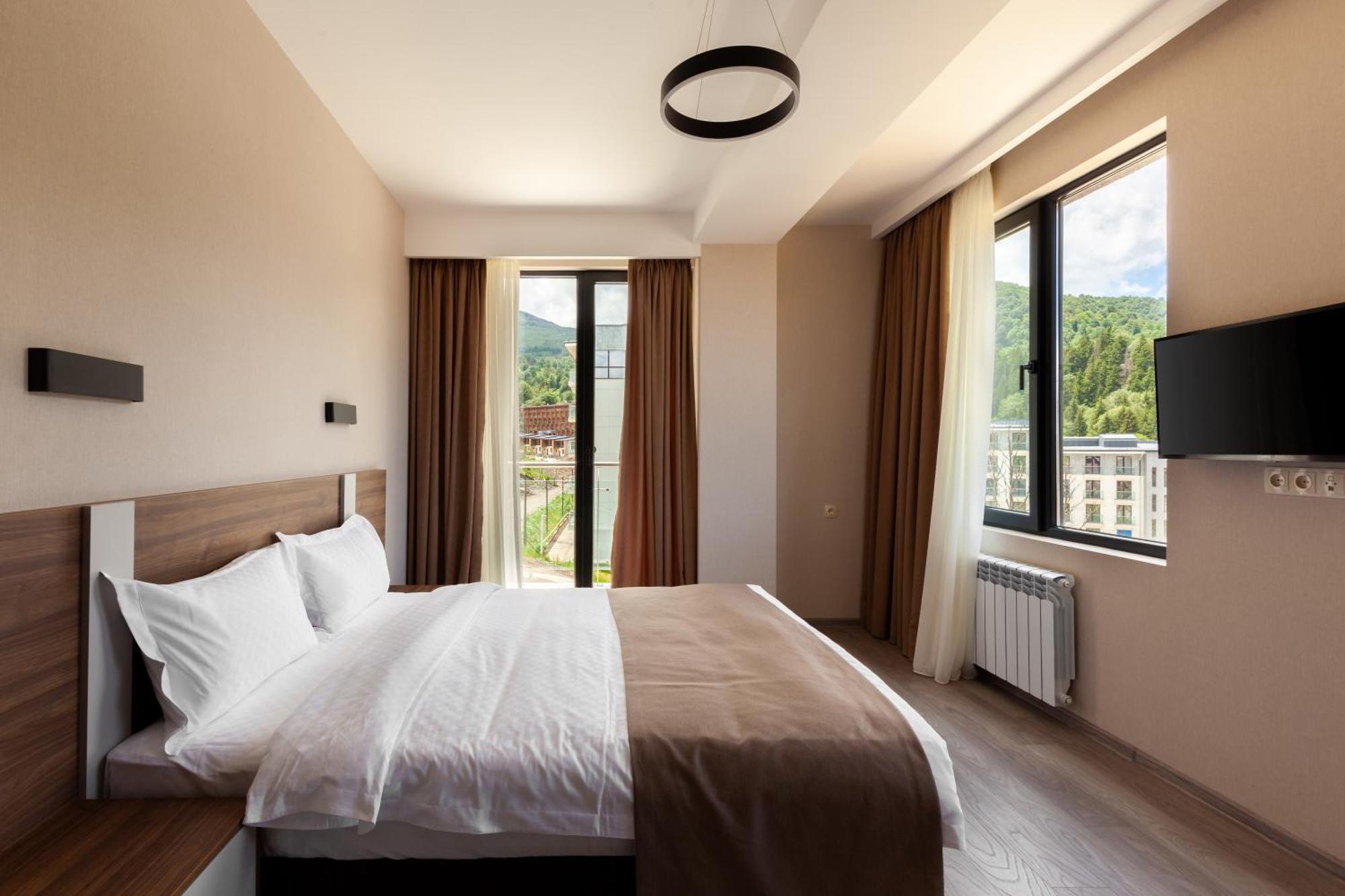 Crystal Wood Hotel Bakuriani Bagian luar foto